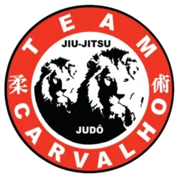 TEAM CARVALHO ( BARRIS) AULAS DE JIU-JITSU, MMA, BOXE, MUAY TAI, CAPOEIRA. INSTAGRAM: CENTROCULTURALBARRIS logo
